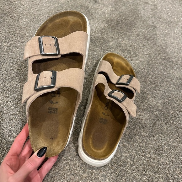 Arizona Chunky Birkenstocks - Picture 5 of 9